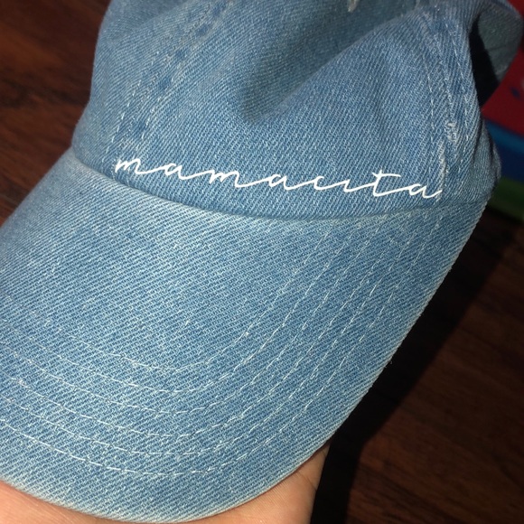 Baseball cap - Picture 2 of 6